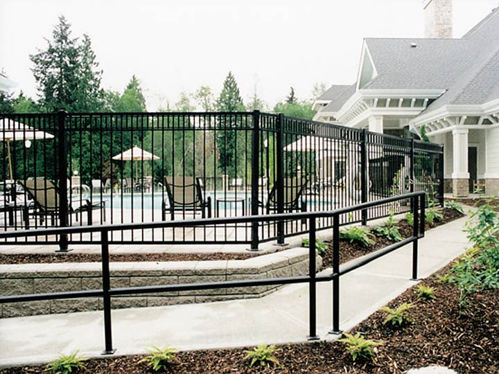 Custom Picket Fencing for Pool Surround