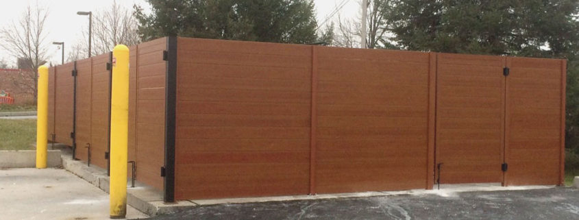 Enclosed Fencing and Gate - Knotwood Aluminum Planks